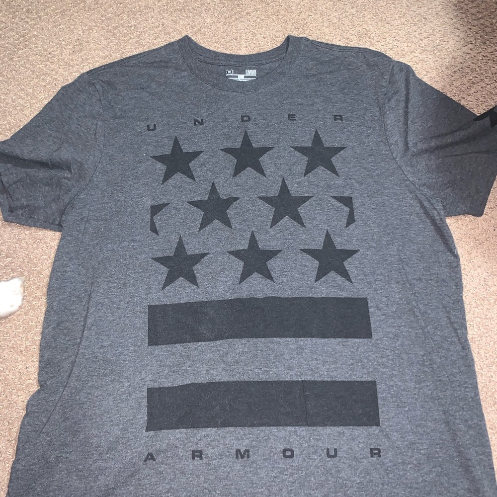 Men’s under Armour Tee